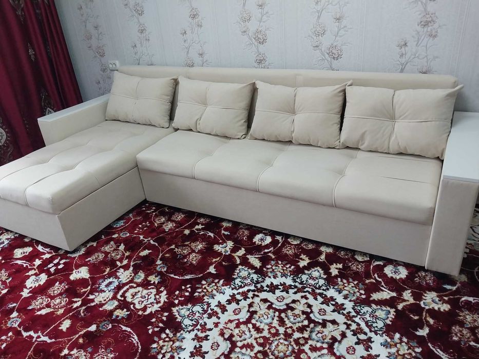 Продам      угловой   Диван