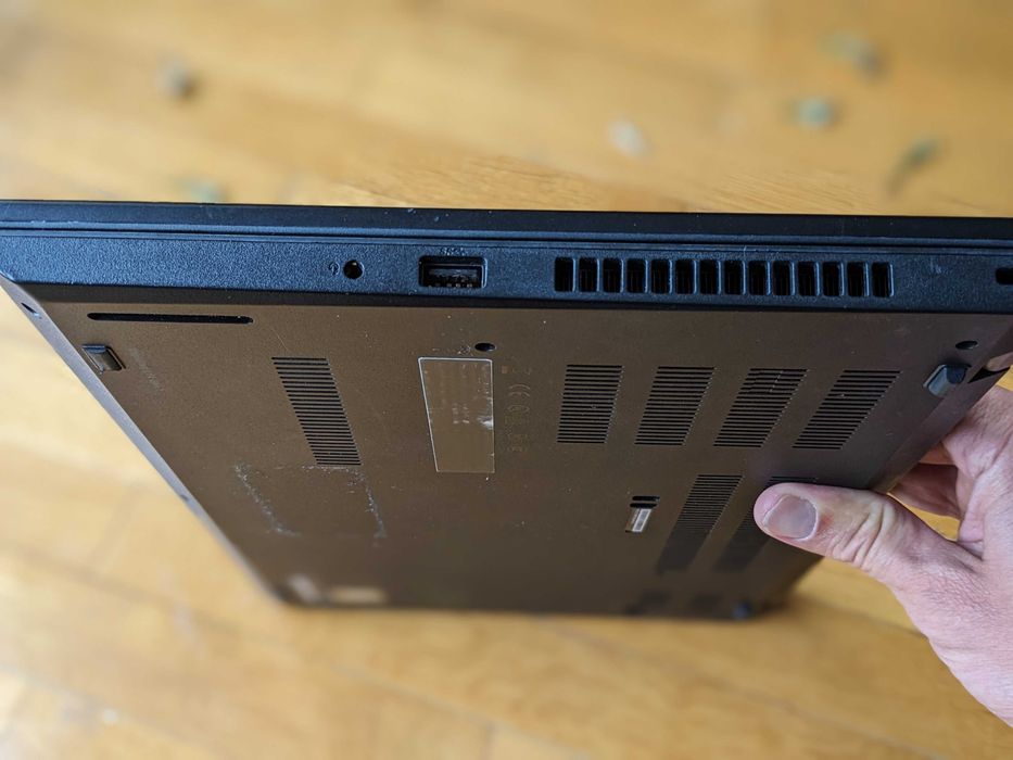 Lenovo L14 Gen 1 4750U, 8GB RAM DDR4, 256GB NVME Touchscreen Multi- touch