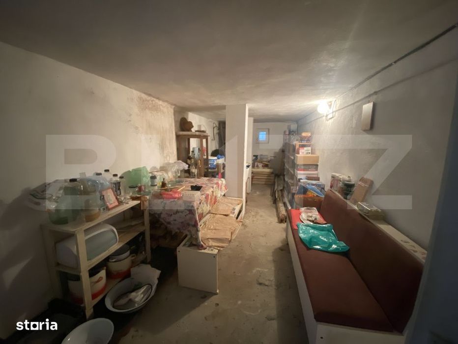 Casa spatioasa 350 mp utili, curte amenajata si garaj