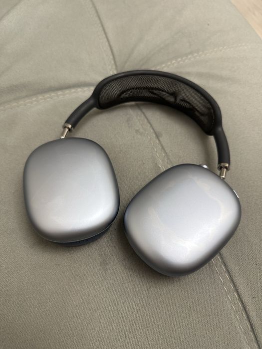 Airpods max Gen 1