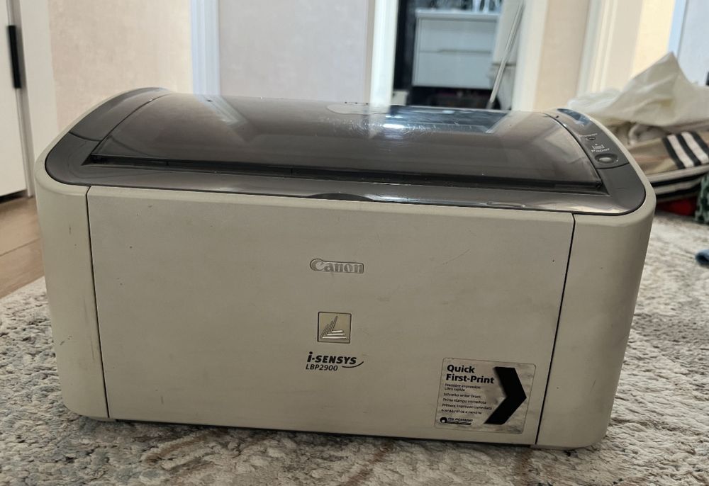 Продам Canon i-SENSYS LBP2900 бу
