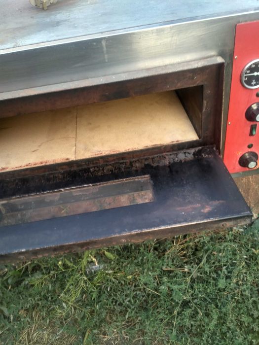 Печь для выпечки пиццы