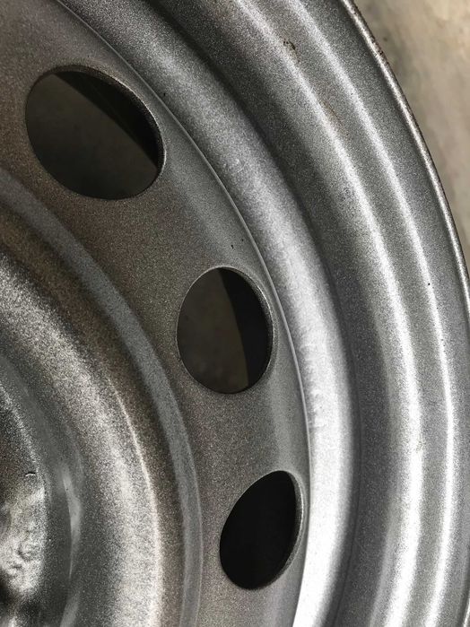 Джанти стоманени за Nissan 14" с гуми