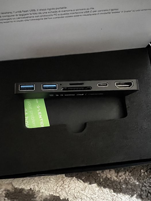 Hub хъб Surface Pro 7 Нов !