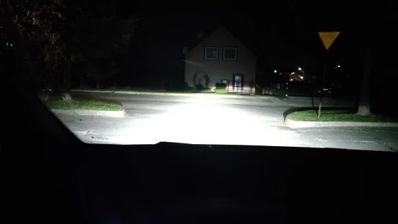 Becuri LED xenon D1S/D3S canbus Bmw Audi Mercedes Opel Skoda VW