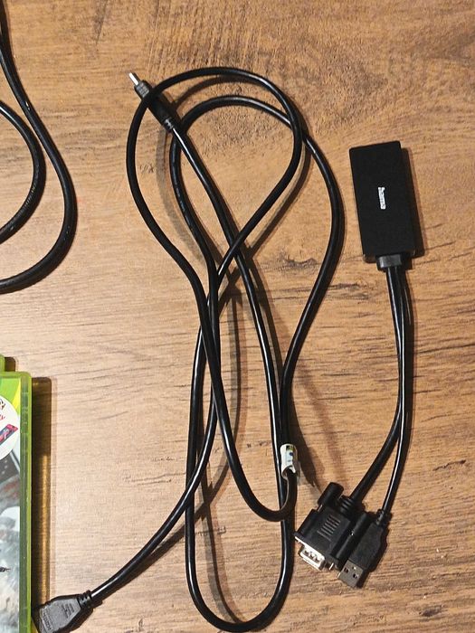 Xbox 360 E (versiunea cea mai bună)
