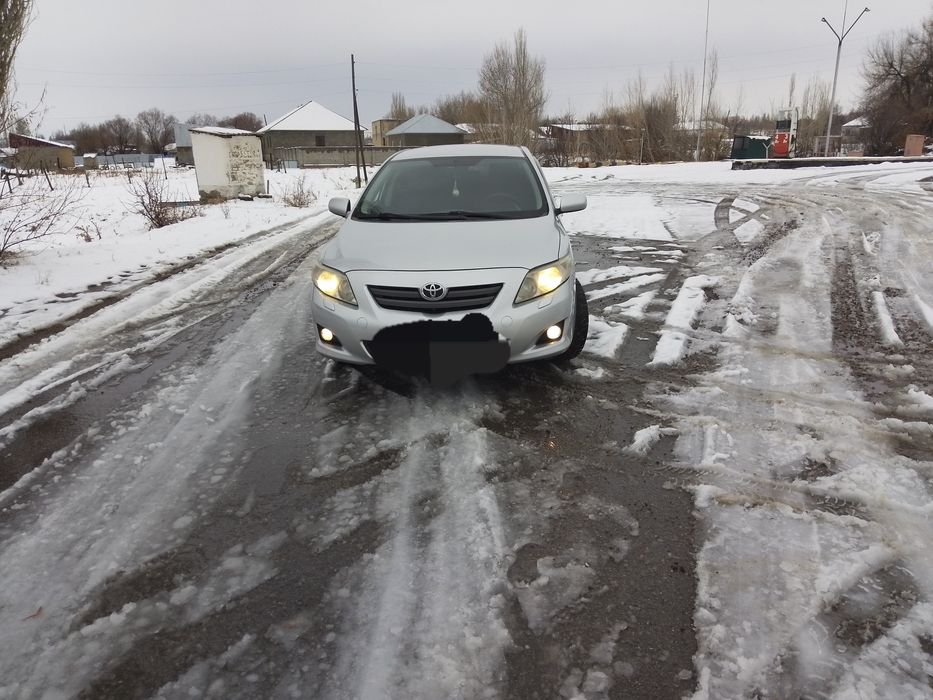 Тоёта  королла  2007