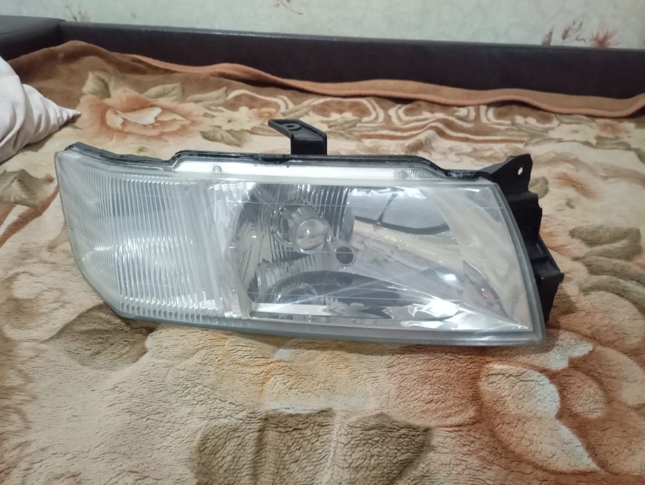 Фары на Мицубиси space wagon