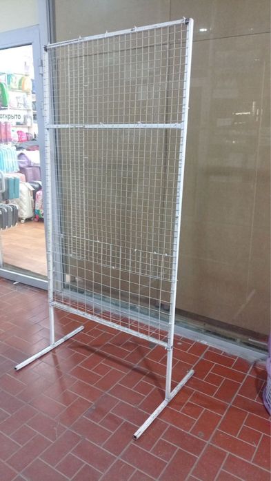 Решетка для аксеассуаров