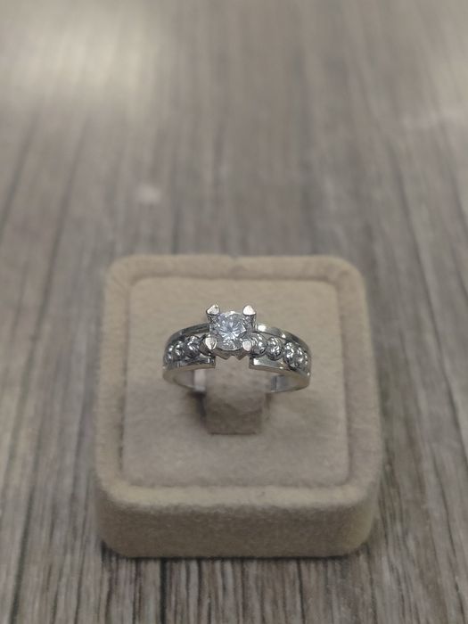 Златен пръстен 3.69гр / 14К