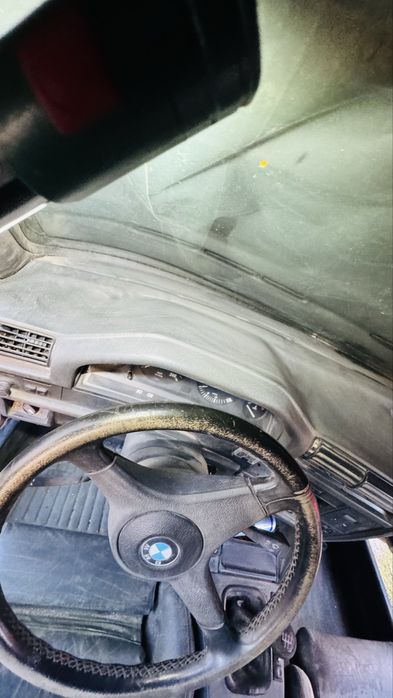 Dezmembrez e30 cabrio