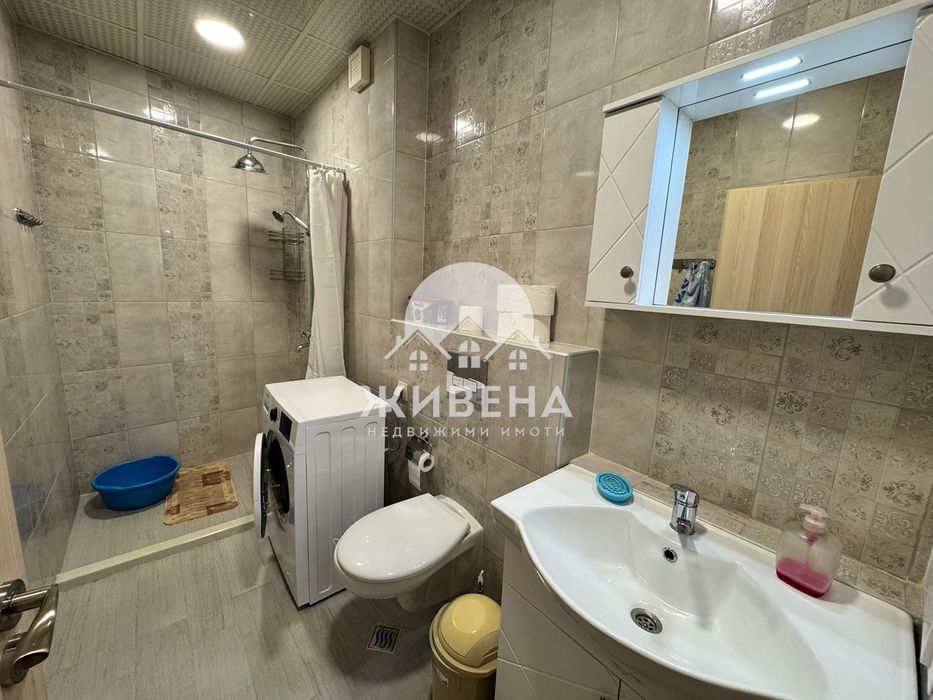 Продава обзаведен 3-стаен апартамент, кв. Трошево, 125 кв.м - снимка 12