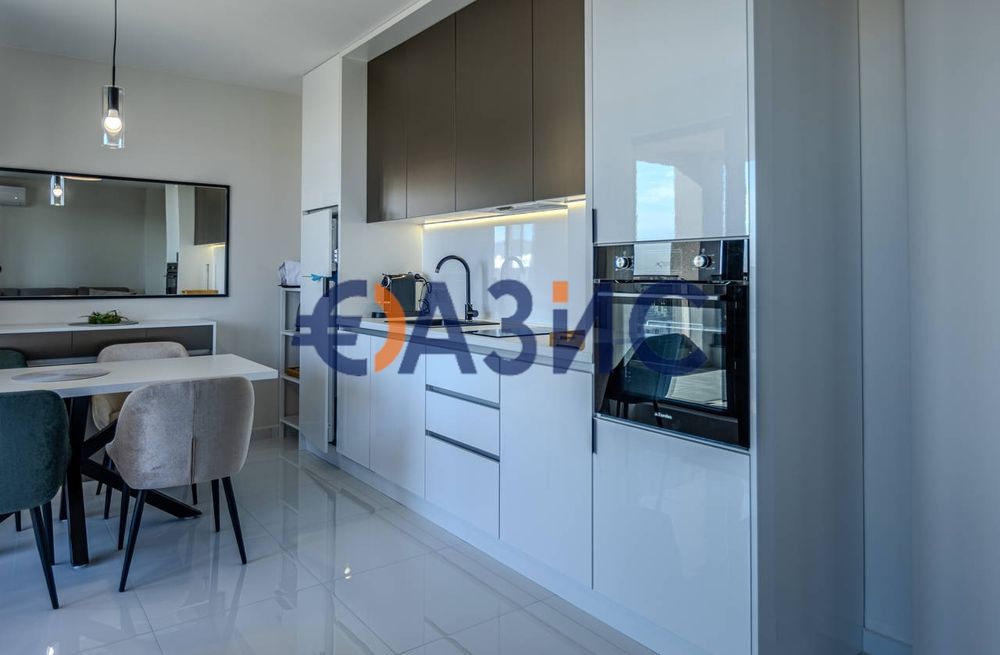 Продава се Тристаен апартамент в к.к. Слънчев бряг - 118 кв.м за 1210 €/кв.м - Снимка #8