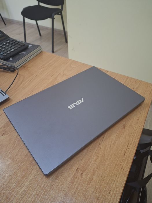 Asus X515EA i3-11/8gb/240gb