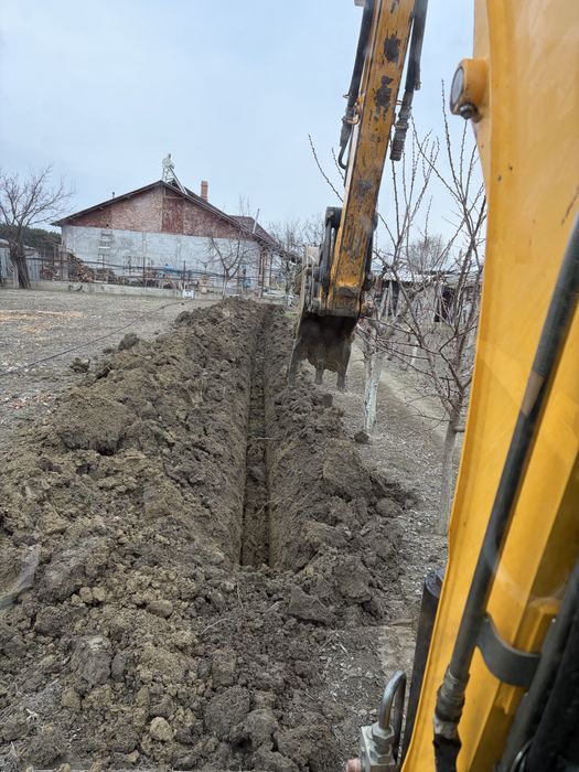 Sapaturi mecanizate (excavator),Transport Nisip,piatra