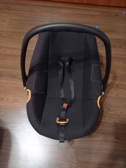 Бебешка кошница за кола