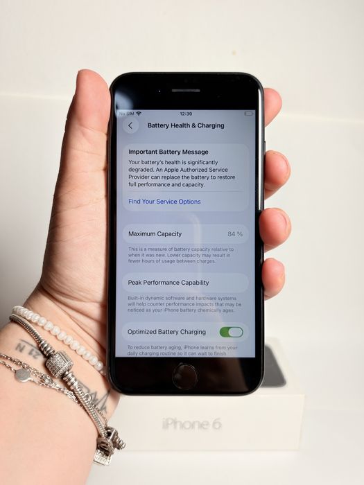 Vand Iphone SE 2020