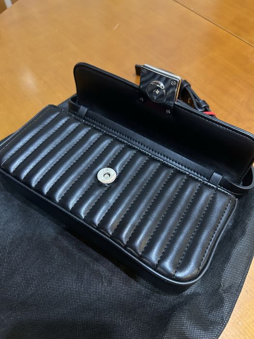 Черна Чанта HUGO