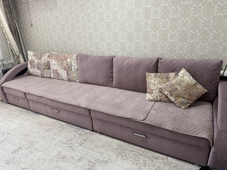 Диван раскладной в идеальном состоянии