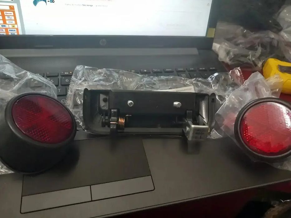 Oblon piese mitsubishi l200 lada bena aripa bara far stop l200 l 200