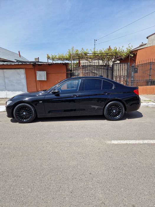 BMW Seria 3 2012 — imagine 2