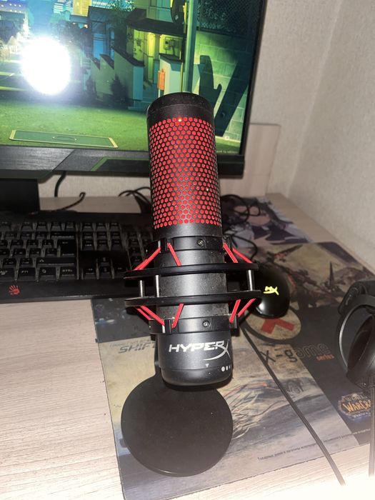 Микрофон HyperX Quadcast