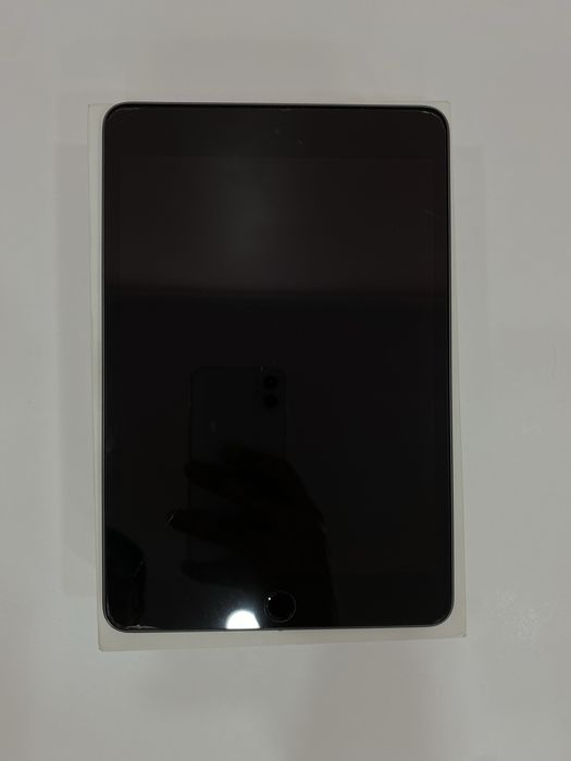 Продам ipad mini 5
