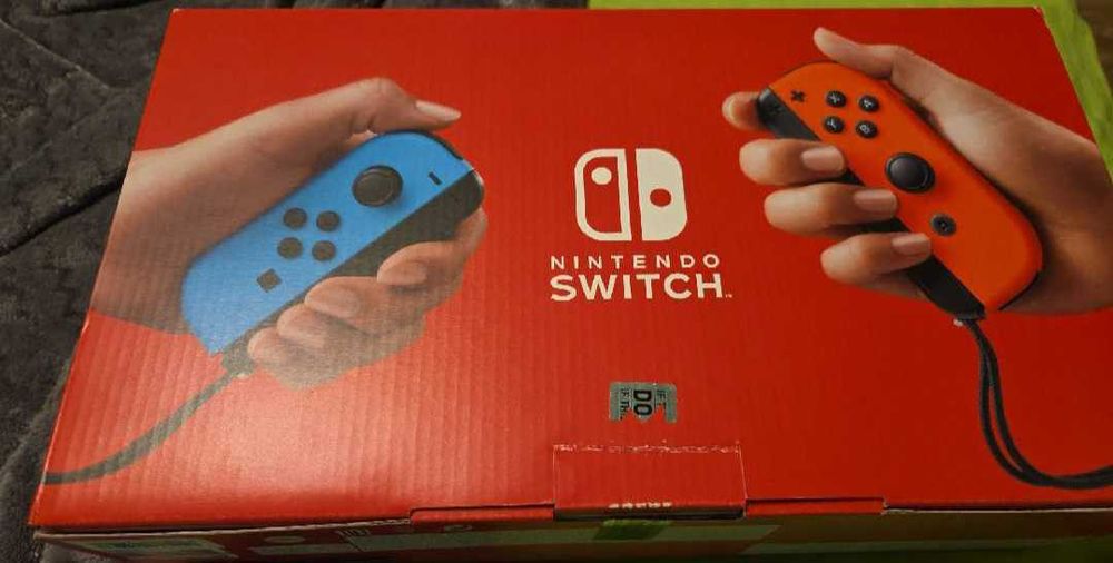 Pachet Nintendo Switch + Ring Fit + Joc 1-2-Switch + 1 Controller Perfect functional