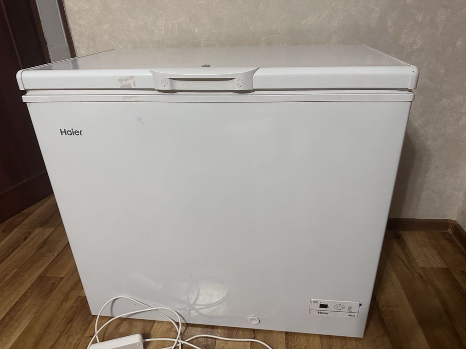 Продам морозильник Haier