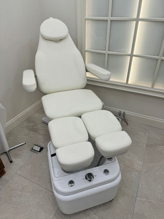 Подологическое/педикюрное кресло