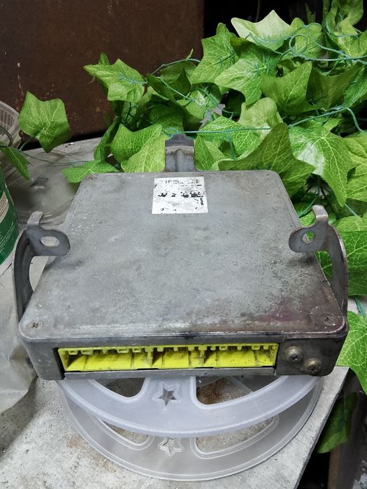 Мазда Кседос 6 по запчестям