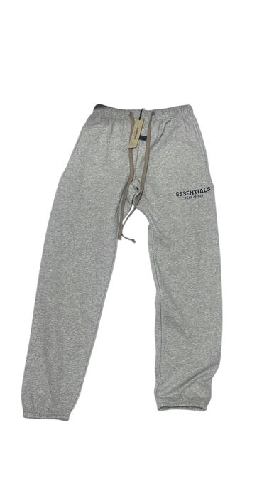 Nou* Essentials Fear of God compleu marime L