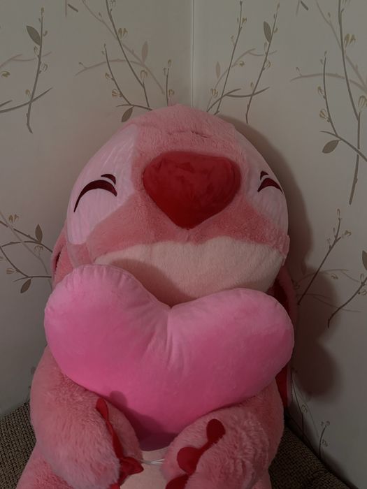 Розвый Стич сатылады