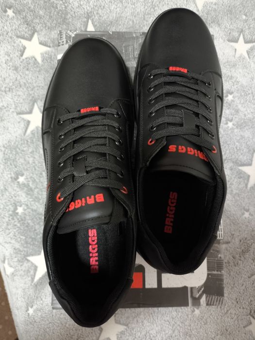 Продам кеды. Натуральная кожа