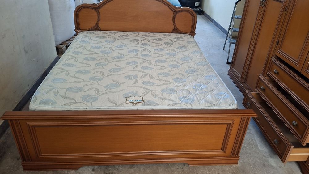 De vânzare mobilier