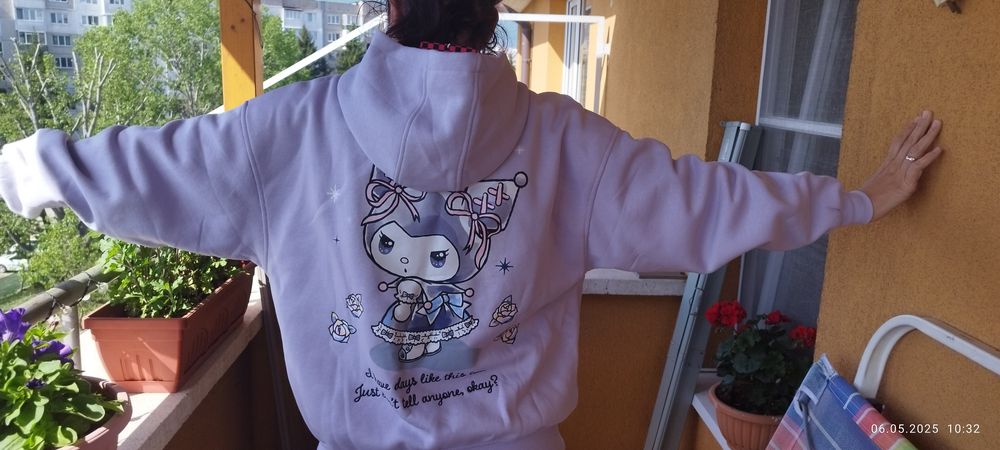 Суичър от CROPP, XS