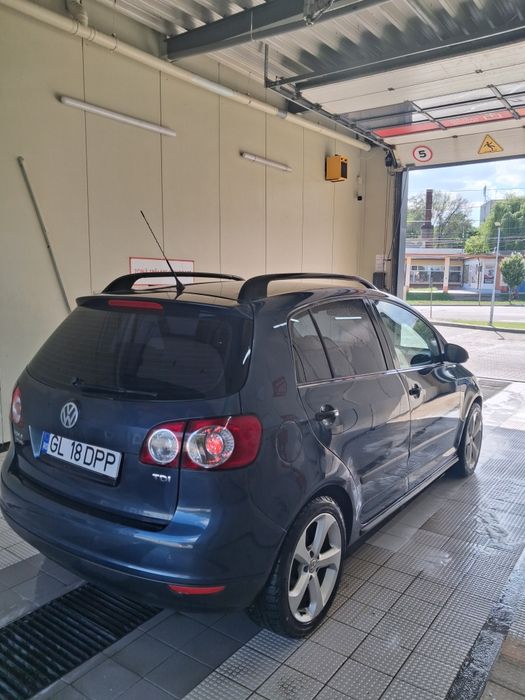INCHIRIEZ Golf 5 PLUS 1.9 Diesel