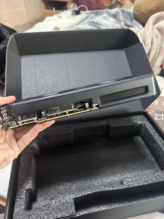 Видеокарта RTX5060