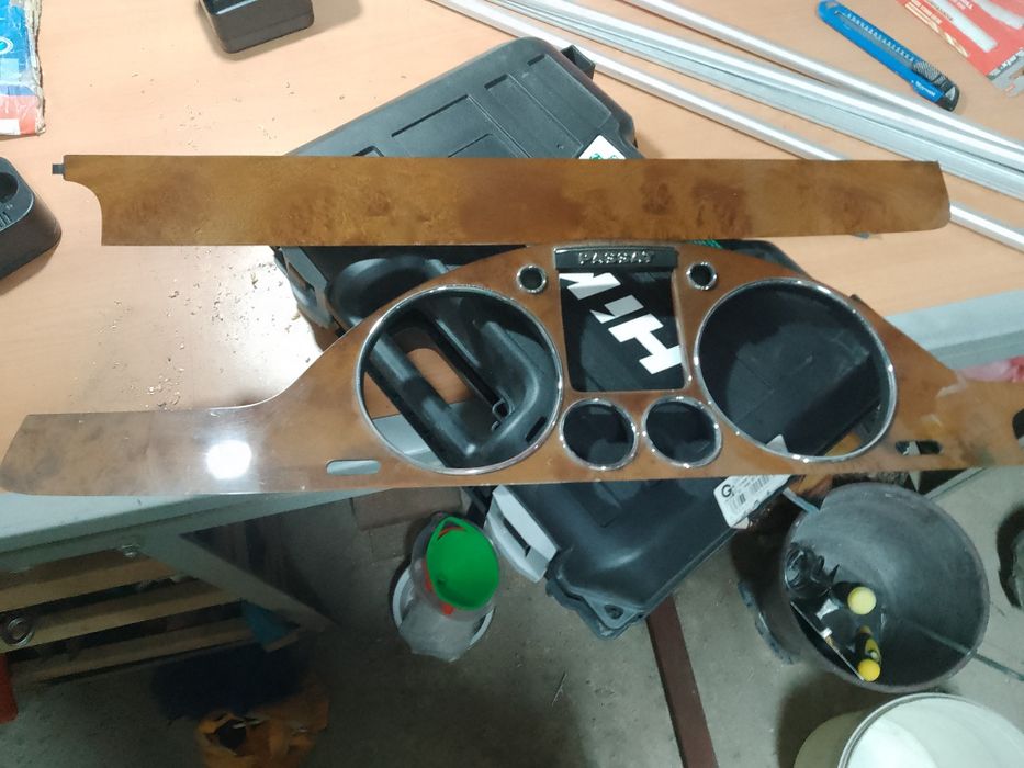 Декоративни махагоново лайсни пасат 6