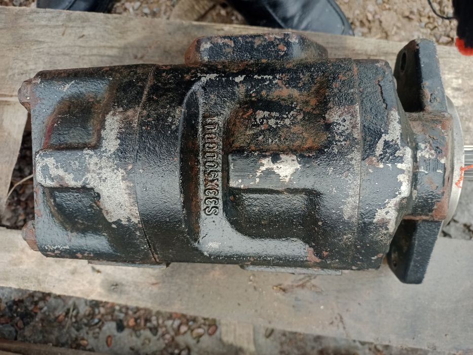 Гидровлический насос HIDROMEK JCV оригинал