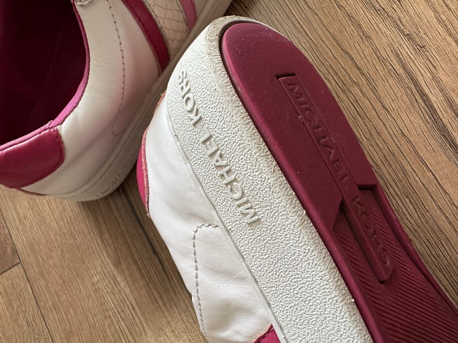 Кеды белые Michael Kors и кроссвоки Adidas