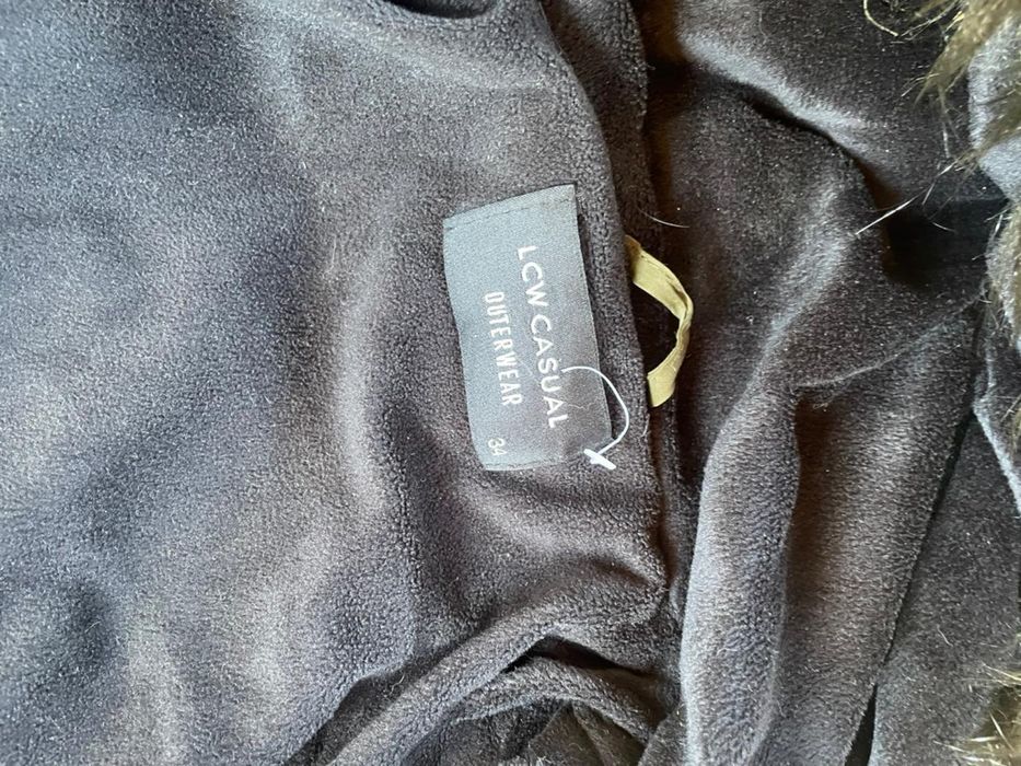 Продаю женские куртки