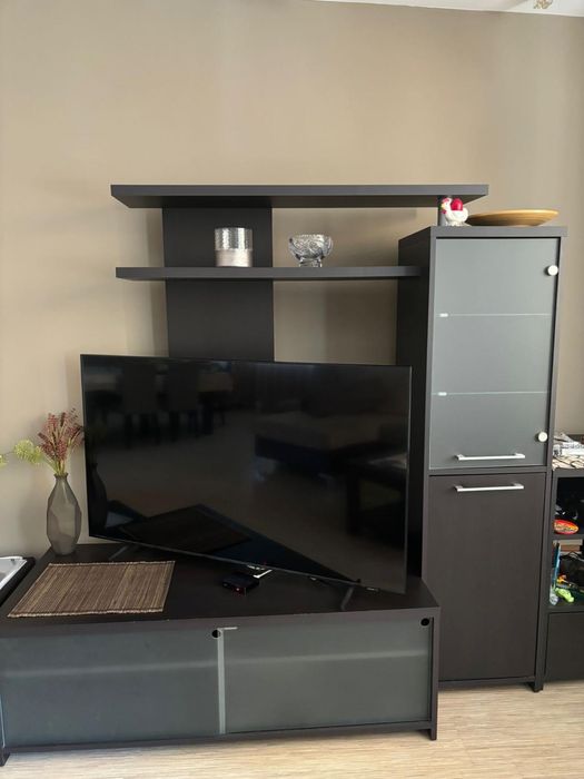 Холно обзавеждане