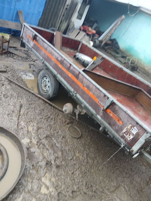 Vând ramoca de mașină