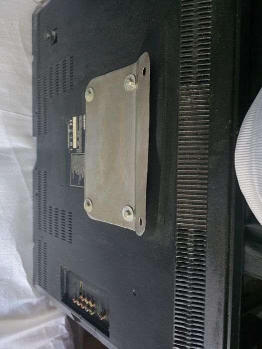 Vănd tel Toshiba 80 cm Lcd