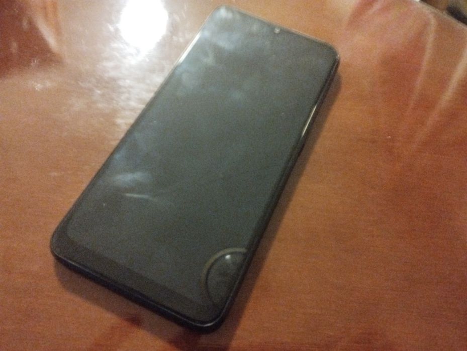 Oppo A1k продам в отличном состоянии