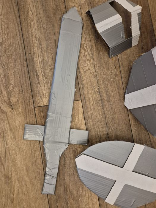 Costum materiale reciclabile copil pentru gradinita - armura soldat
