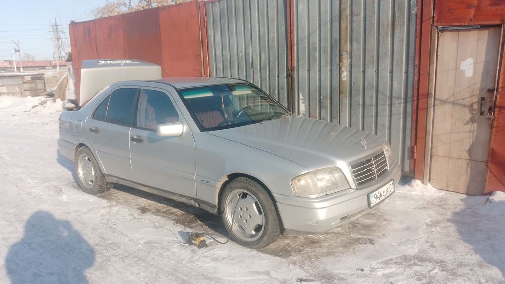 Продам Мерседес с180