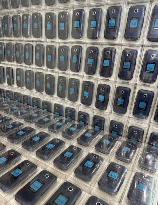 Gusto 3 Samsung b311