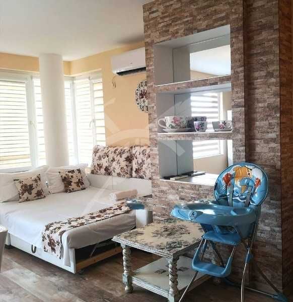 Продава се Двустаен апартамент в Созопол - 74 кв.м за 1068 €/кв.м - Снимка #3